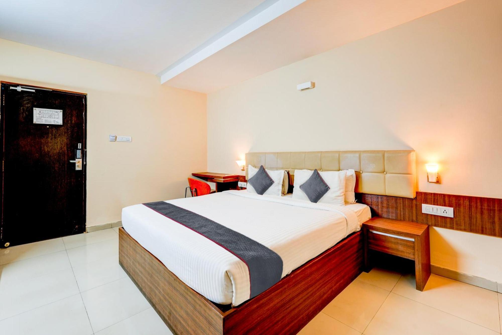 Hotel O Shreyas Shack Бангалор Екстериор снимка